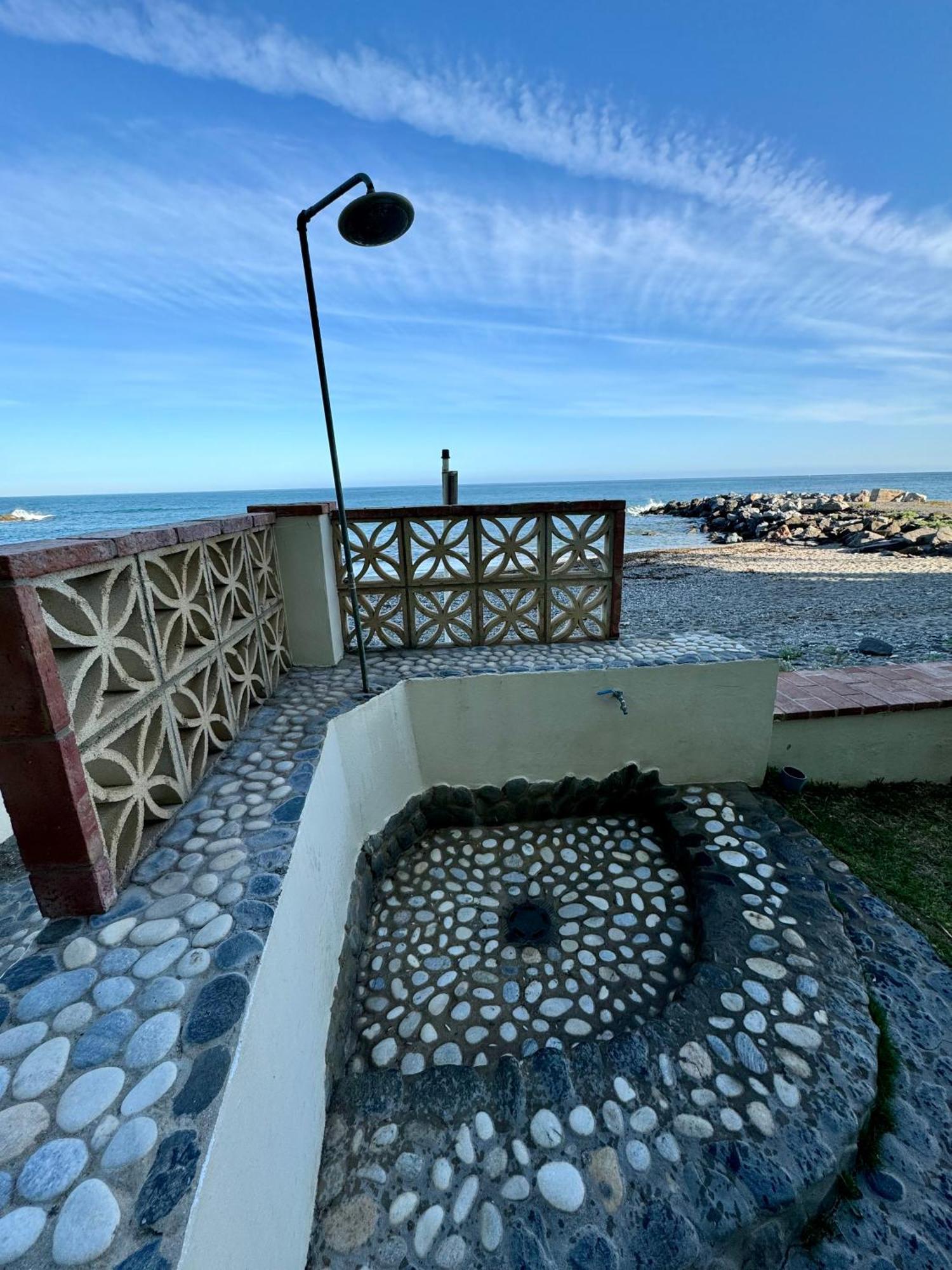 דירות בנאלמדנה Perla Playa Casa מראה חיצוני תמונה